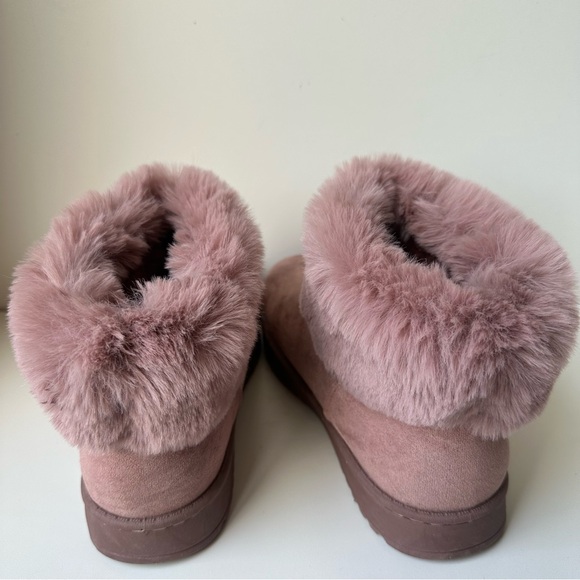 SO COATIMUNDI Women’s Winter Boots Mauve Faux Fur Cozy Slip On Size 7 - Picture 6 of 11